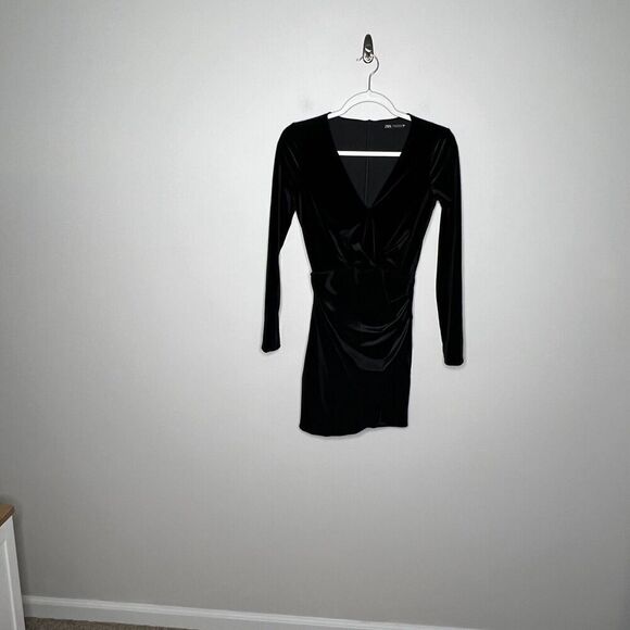 Zara Womens Short Velvet Dress Size XS Black Long Sleeve V Neck Party Velour - Picture 12 of 16